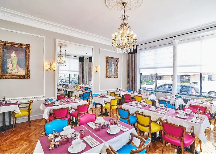 Отель Bradford Elysees - Astotel 4*