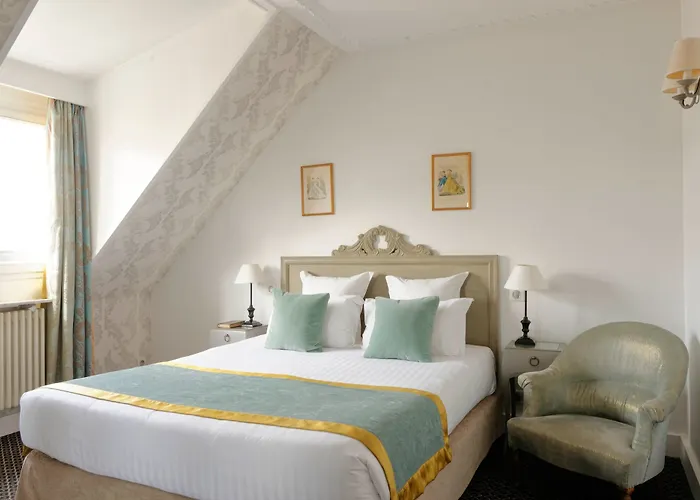 Bradford Elysees - Astotel Париж