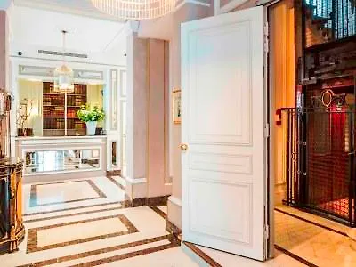 브래드퍼드 엘리제 - 아스토텔 파리