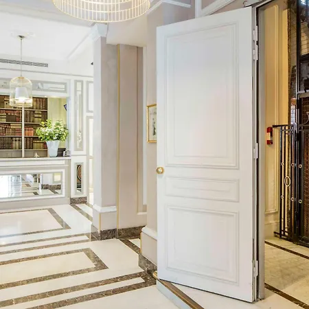 브래드퍼드 엘리제 - 아스토텔 4*