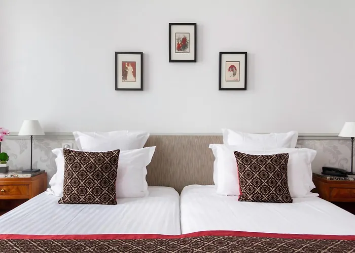 Otel Bradford Elysees - Astotel Paris