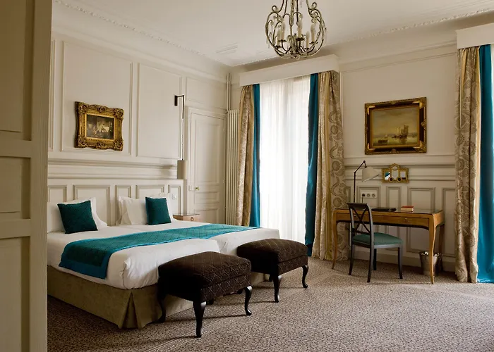 Bradford Elysees - Astotel 4* Paris