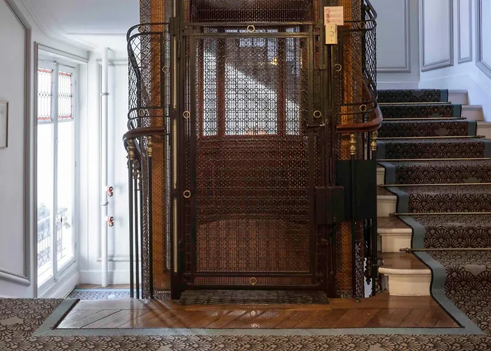 Otel Bradford Elysees - Astotel 4*