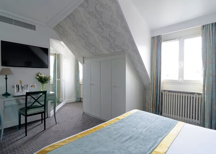 Otel Bradford Elysees - Astotel 4*