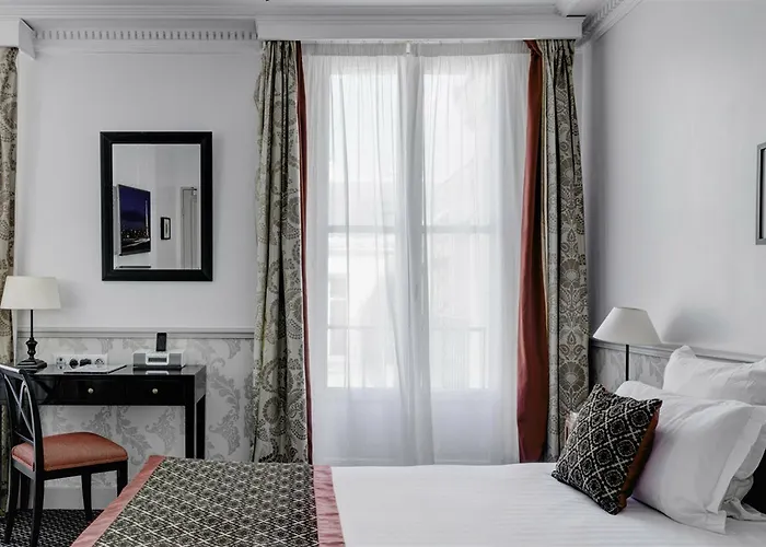 Bradford Elysees - Astotel 4* Paris