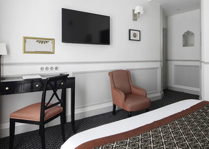 Bradford Elysées - Astotel 4* Párizs